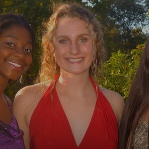 Meet your Posher, Hope